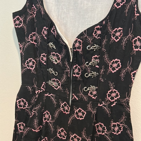 Oktoberfest Dirndl size 34 - Picture 2 of 3